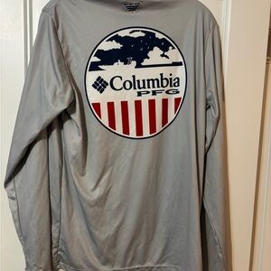 Columbia PFG size small